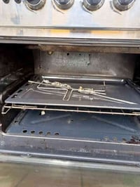 طباخ فريش مصري خمس عيون نظيف للبيع السعر ٢٠٠ ألف إتصال ٠٧٧١٣٢٠٧٢١٩ وبي...