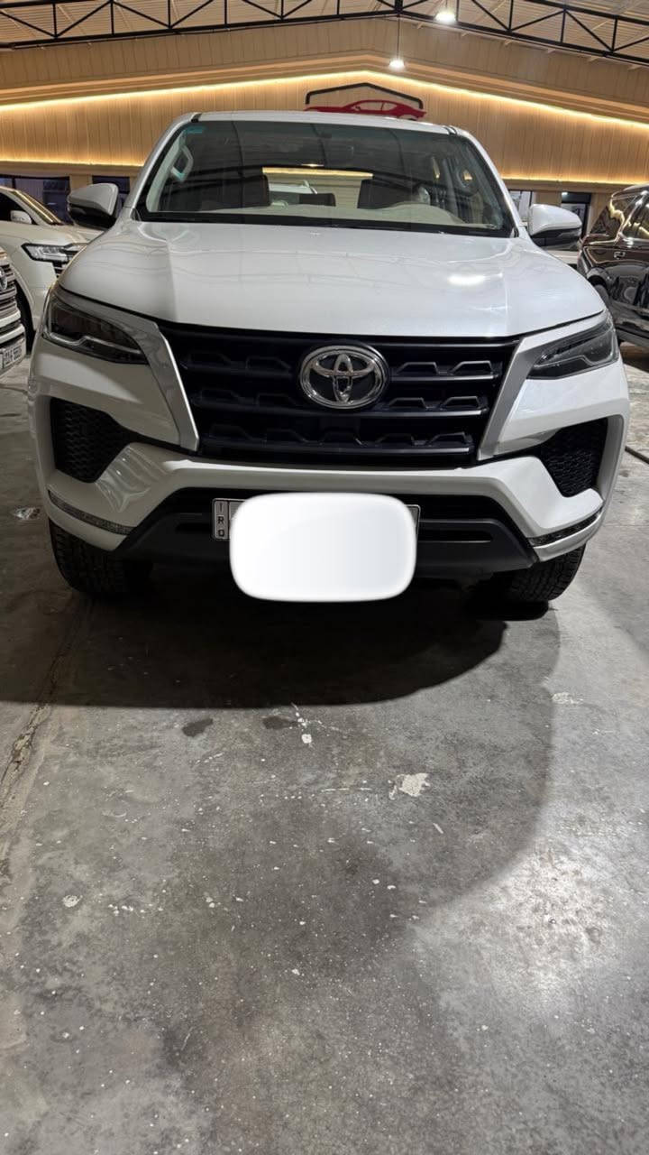 تويوتا فورجنر 2024 كفاله عامه السياره جديده اخت الزيرو ماشيه 9100 كم في حالة الوكاله مغفلة كشنات وارضيه 
للاستفسار الاتصال على الرقم 
*********** او المراسله خاص
