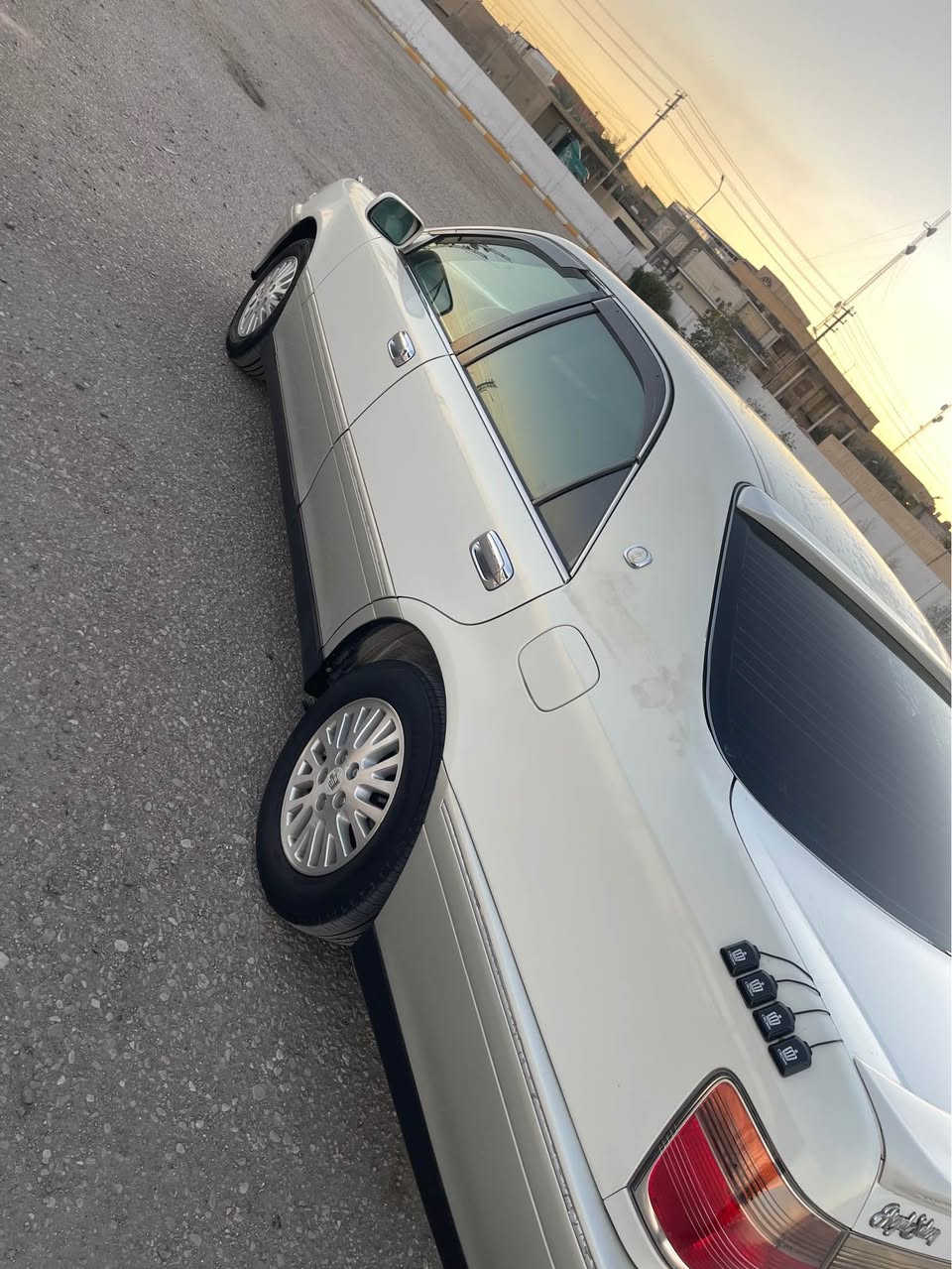 للبيع مراوس اي شي ملكه توتا كراون (كصه قماره )والباقي كفاله عامه موديل 2001 تسجيل جديد قرار48 دي فورا الكبير شاصي 175 تحوير معيود 3 دكم  برده خلفيه اربع كشنات كهربائيه استيرنً كهربائي مثبت سرعه رقم بصره تحويل ثاني يوم تخم تاير حداديه جديده سعر 125 لاتصل ع *********** البصرة, العراق
