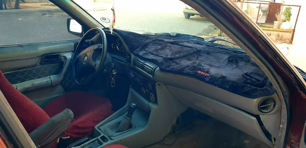 سلاو له ئاد مين
Bmw525
موديل ٩١
دوجام كاره با 
ناو رصاصي 
به شه رتي ئه وه ي مالي كه س نه بي 
گيرو مه كينه ي به شه رت 
بي ته قه و ره قه 
هه ر چوار تايه ي تازه يه 
موسو برواه به شه رت
گورينه وه ش اكه م به شتيك به دلم بيت 
سعري 17گه لا و مه عامه له يه كي كه م 
ژم/ ***********
