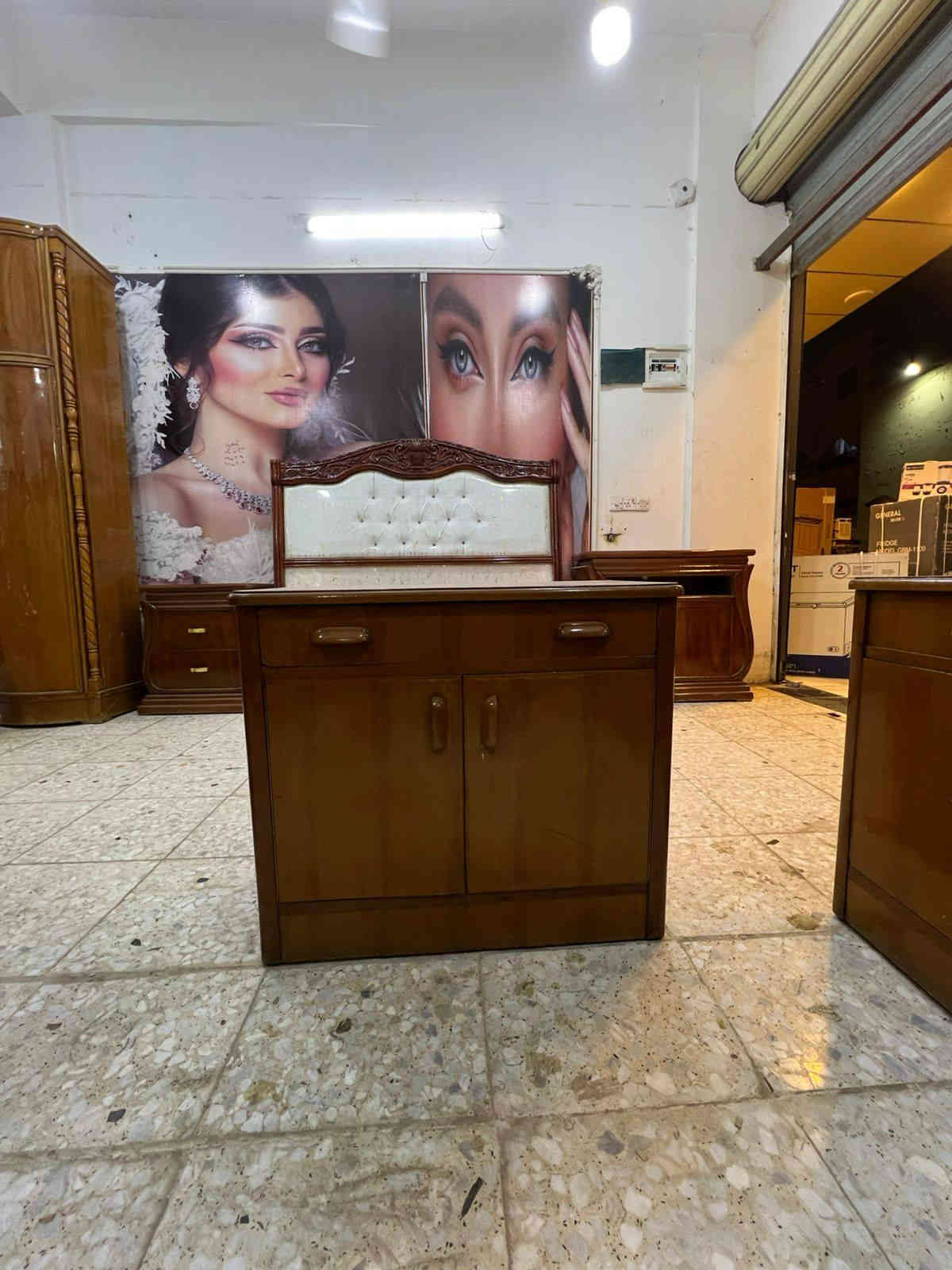 غرفه 5 باب ملحق صاج داخل وخارج ضهر جرجوبه شغل درجه اولى مستعمل موديل نقش صاج بورمي بغداد الأمين الثانية ***********
