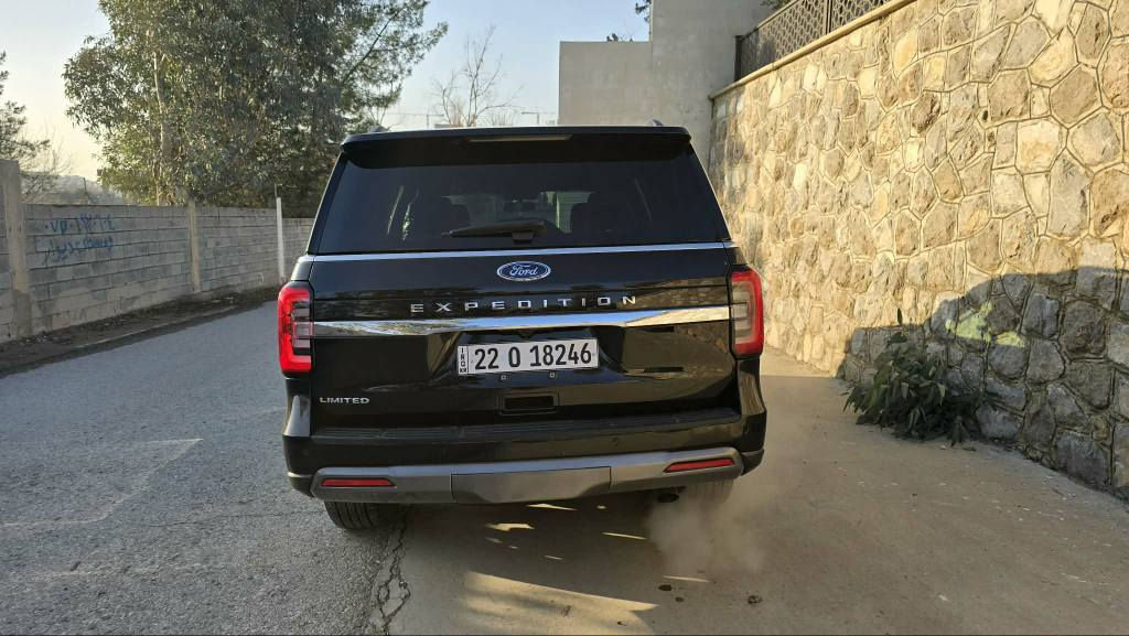 فورت ایکسپریشن مودێل 2022
بي بوياخ
موسفات فول لميتت
رويشتن 50هەزار میل
دەبل ئەکسل
کوشن سیاسی
ژمارەی تەلەفون *********** السليمانية, العراق
