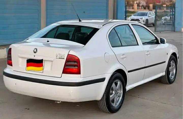 سکودا ۲۰۰۹ كیر عادی محرك ۲۰ بلا حادث اجمل من سورة
سنویه منتهیه شرط تحویل مکانی کرکوك *********** *********** سعر 50
