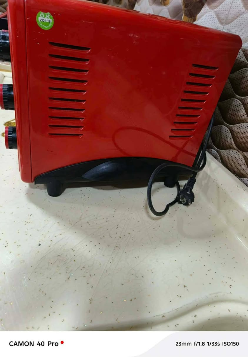 سلام عليكم اوفن المتين للبيع جديد استخدام مره وحده السعر 45وبي مجال قليل ***********
