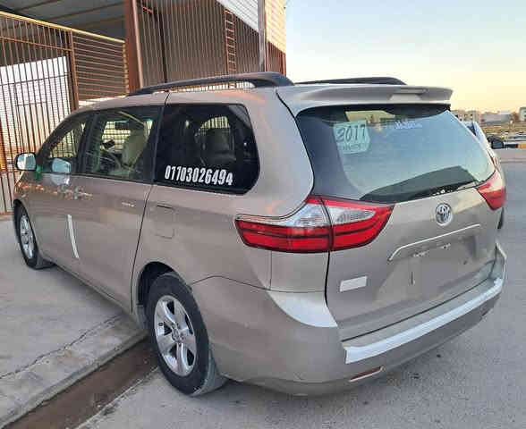 سينا رقم أربيل موديل ٢٠١٧ بدون صبغ شرط محرك كير مامفتوح ماشيه ٣٠٠مكان تلعفر رقم ***********/***********
