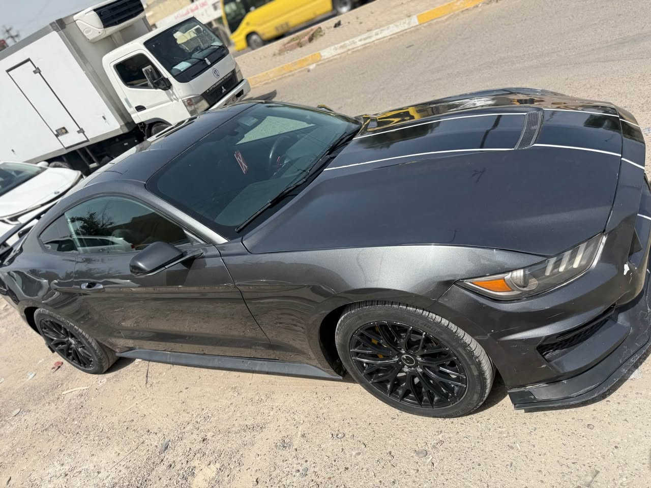 موستنك 2017 
V6 
مواصفات شفتات 
سبورت ونورمال 
كت GT
بنيد محدث 
حادث السياره جاملغ امامي 
وربع باب 
صبغ جسر لغد بسبب حادث ترتيب السياره 
سيارة كامله من كل نواحي صدر كير مكينه ما مفتوحة 
حجر بيئه بلإضافة سياره على وضع شركة ستوك بدون برمجة 
للتواصل واتساب فقط متوفر 
حاليا موقعي اربيل بيع مستعجل السعر 140
*********** بغداد, العراق
