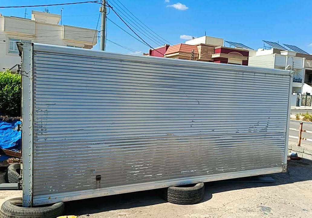 سلام علیکم
براد مال سيارا هوندا للبيع
طول4.85
عرض2.20
ارتفاع 2.20 متر
*********** ..واتساب
