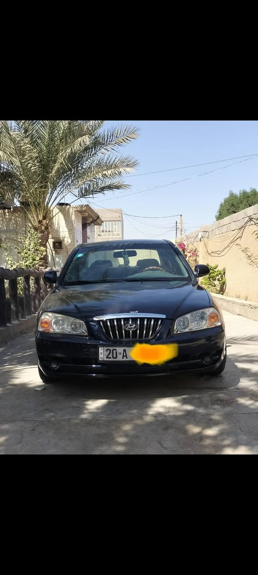السلام عليكم 
النترا 2005 
كير جيد
مكينة جديدة صار شهر من شديتها حاوية
تخم تاير جديد 
صدر جديد
تبريد ثلج 😬
بيها ضربة اقل الشبر بالسكن الامامي
مصبوغة عام للجمالية 
بسمي تحويل ثاني يوم 
السعر 72
***********
***********
