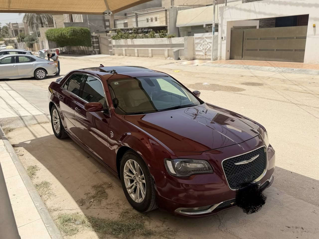 سلام عليكم C300 موديل 2018 امريكي حادث جاملغ وبنيد بدون دواخل فقط البدنه الاماميه. محرك 3600 تو ويل  فول مواصفات بنورما كشنات جلد تبريد كشنات ستيرن حراري 
رقم بغداد 
سياره حلوه وجاهزه 
السعر 205 وبيه مجال 
مكاني بابل 
*********** 
صور الحادث ورقم الشاصي موجودات سونار هم وياهن
