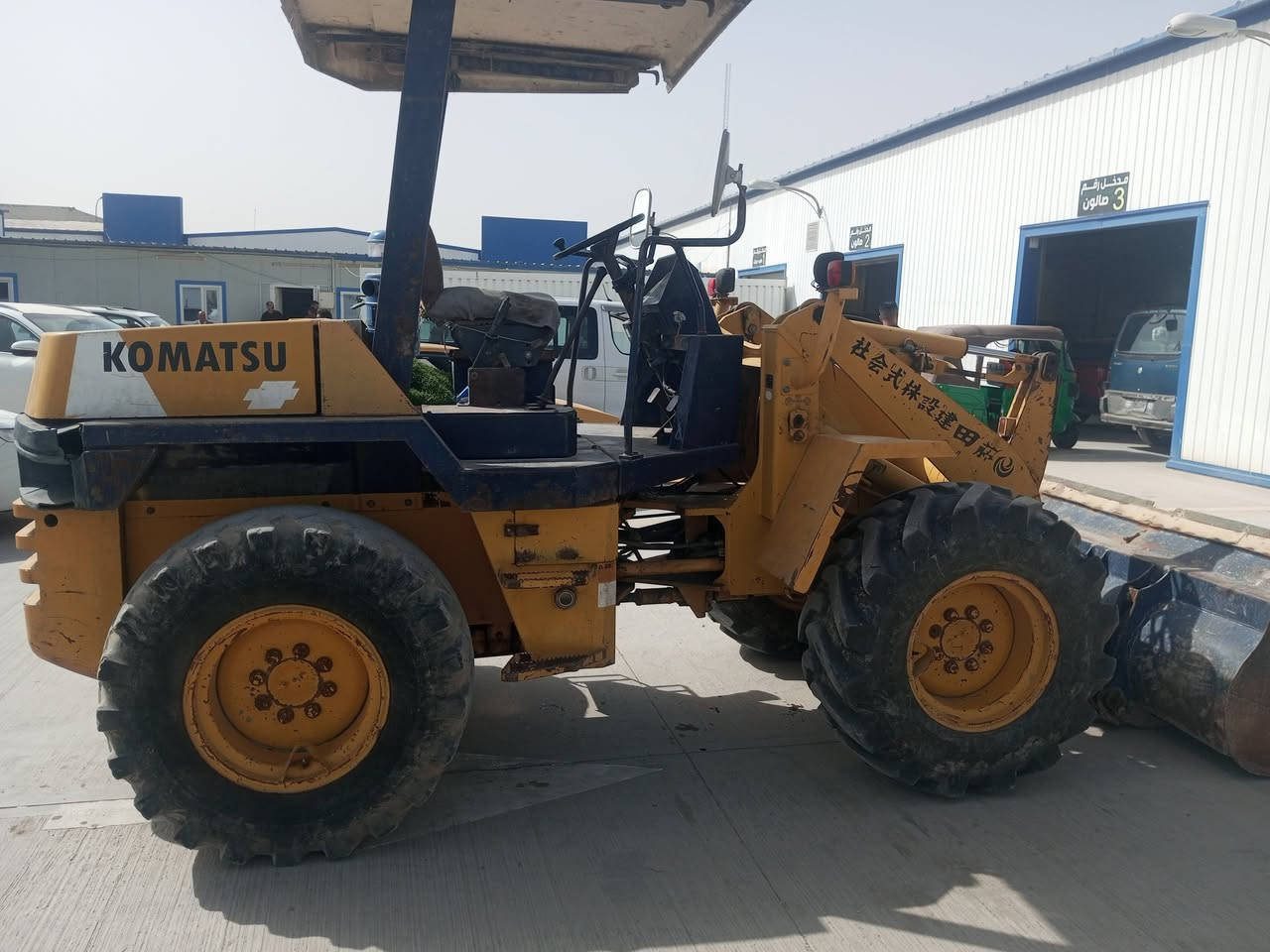 شفل كاماتسو حجم 50 مكان الشفل حله بابل
الموديل1999اصل السعر115 وبي مجال
الستفسار ***********
