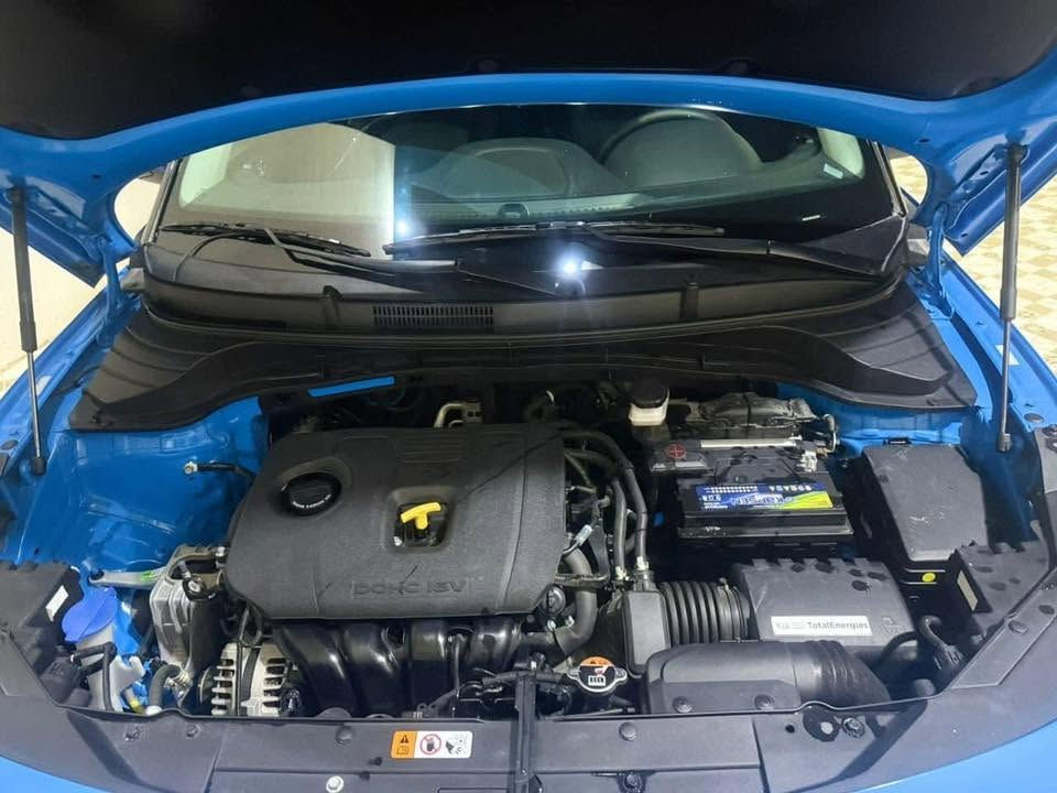 كيا سول EX 2025 ازرق بحري 🌊 

Kia soul EX 2025

مرقم بابل انكليزي جديد ‼️
سنوية وهزة جديد ‼️

فول مواصفات 

فول 1/1 جميع المواصفات بيها 
الضرر باب السائق مستبدل 
وجاملغ معدل بارد ورجعت تصليح درجة اولى

مجموعة الراديترات بلادي عل الشركة مي المحرك وغاز تبريد 🆒✅

الممشى 26 ميل📍

المواصفات
▪️محرك 2000 دوش المرغوب
▪️فتحة سقف
▪️بصمه تشغيل وباب
▪️تشغيل عن بعد 
▪️شاشه كبيره ايباد
▪️شحن موبايل ذكي وايرلس
▪️منافذ شحن خلفيات
▪️لايتات عدسات 
▪️بگ لايتات لد
▪️اناره داخلية لد ابيض  
▪️اطفاء ذاتي
▪️قياده ذاتيه 
▪️توقف ذاتي امامي + خلفي
▪️تحديد مسار 
▪️تنبيه النقاط العمياء 
▪️سيستم سماعات هارمن كاردن مع دمام أمام خلف 
▪️مرآة وسطيه كهرباء 
▪️تدفئة مقاعد كشنات 
▪️تحكم كشن كهربائي
▪️ويل كب حجم 17
▪️رف خلف الكشنات يساعد عل عزل الصوت

السعر ١٧٤ ‼️

رقم الهاتف : ***********
