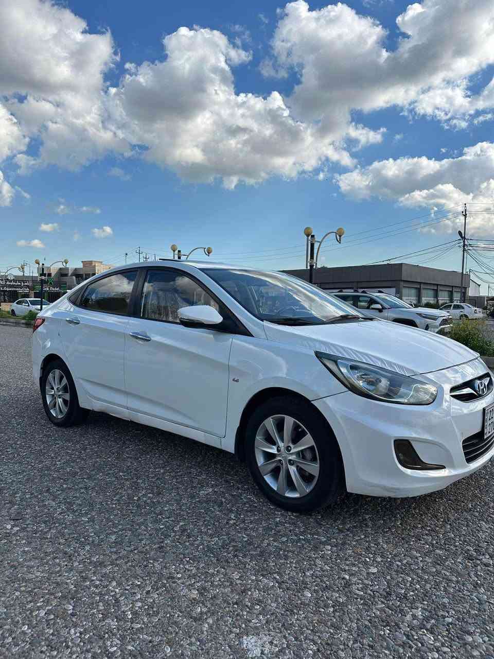 السلام عليكم 

اكسنت للبيع موديل (2012)
رقم اربيل سنوية وهزه جديدة سنويه 
شرط التحويل والغرامات 
دفتر بانزين موجود 
مواصفات 
سلايت
شاشة ايباد 
كامره 
تحكم استيرن
سياره فقط بي صبغ جوه قبغ بانزين 
مكينه وكير بالشرط 
سياره مابيها ربع دينار مصرف 
سعر ( 105 $ ) وبي مجال للطيبين 
مكاني كركوك 
اي استفسار 
( ***********)للاتصال او اوتساب كركوك, العراق
