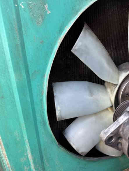 سلام عليكم شتاير 24 توليد 350 كيفي نضام حمايه مولد جاهزه سعر 55 مكانهه سيديه ***********راديتر جديد
