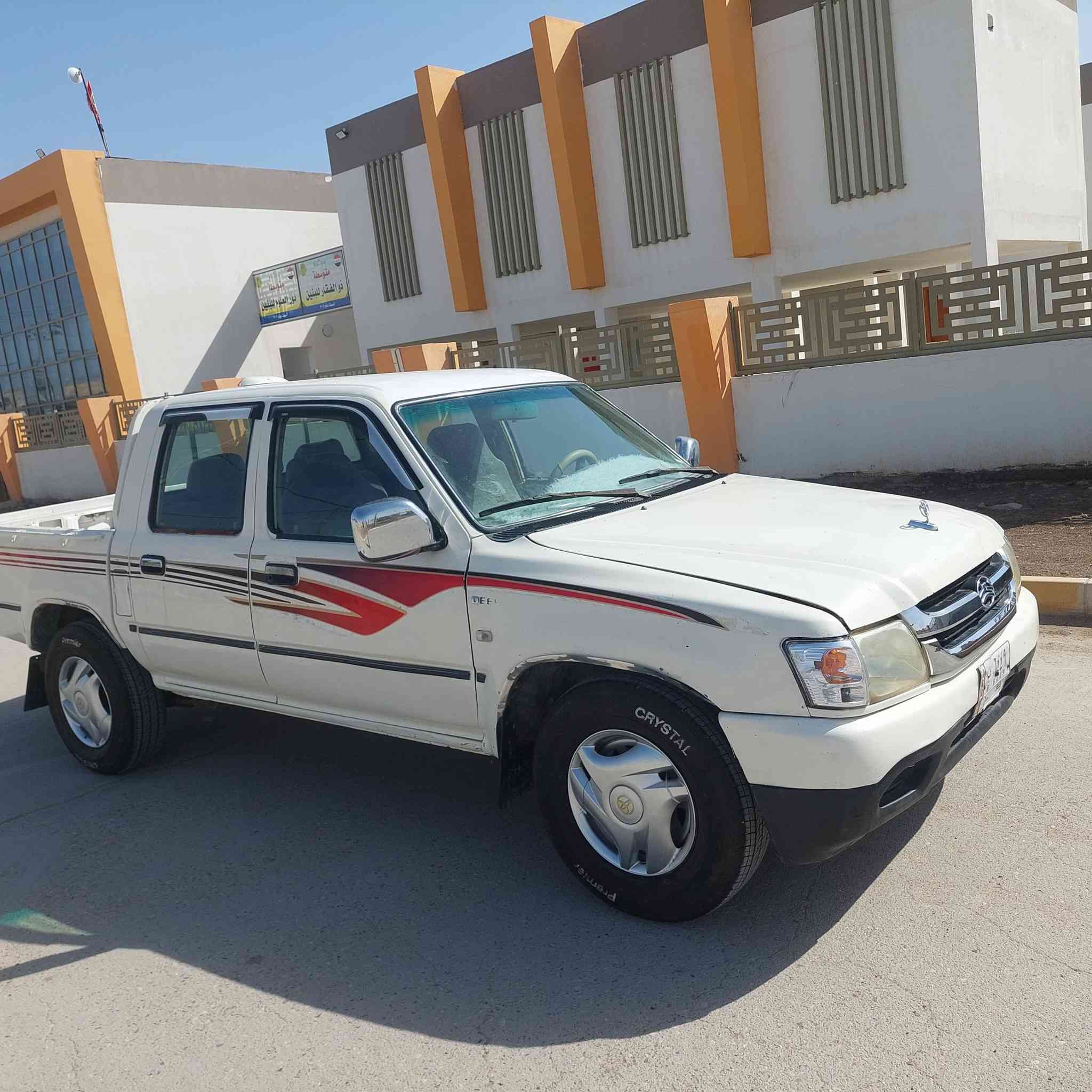 السلام عليكم  سيارة  بيكم دير للبيع 2006 رقم بغداد 
مداور ثاني يوم 
جاهزة من كلشي مكينه وكير( كير اوتو ماتيك)✅️ وكهربائيات 
تواير جدد توني شادهن 
لتواصل اتصل على الرقم وبيك خير وتدلل ***********
