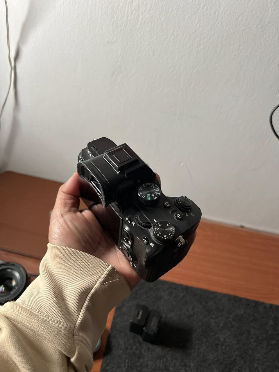 للبيع sony A7iii 
شتر 29k
كامل ملحقات الكاميرا نظيفه
تواصل ***********
