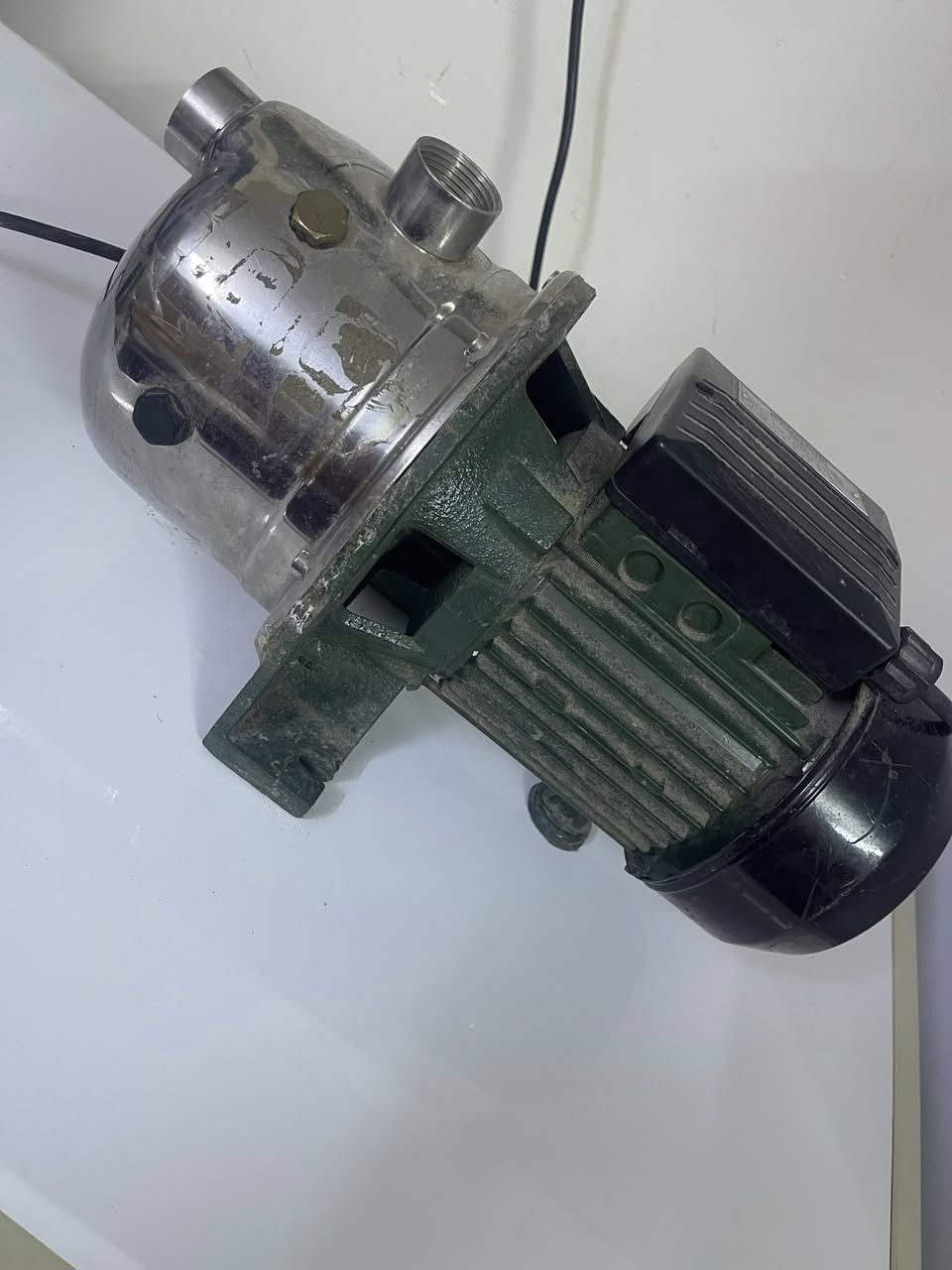 ماطور ماء واحد حصان
قوه دفع ٣١ متر يصعد للطابق ٤ 
٦٠ الف مكاني قرب جسر الغزالية


**إذا كنت صاحب هذا الإعلان وتريد حذفه لأي سبب، رجاءا أرسل رسالة إلى الدعم الفني**