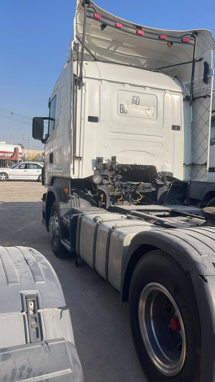 سكانيا موديل 2007
محرك اربع خطوط جديد كير عادي 
باسم كرردي تريد تحويل تريد وكالة سنويه نافذة 
سياره جاهزة للعمل تخم تاير مربوطة فلات محلي مزوج 
العربانة ما موجوده ورها عربانه اوربية هم للبيع السعر هيه والعربانه 190 بدون عربانه 150 وقابل للتفاوض رقم الموبايل *********** العنوان بصره خور الزبير
