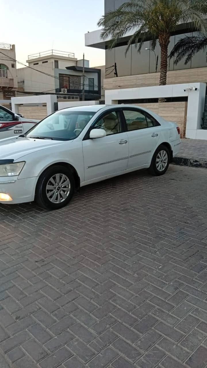 سلام عليكم للبيع سوناتا ٩
خليجي رقم كربلاء
سياره جاهزه من كلشي كير مكينه تبريد حداديه تخم تاير جديد مكينه ٢٤٠٠ دوش سياره جديده كلش 
بيه قطعتين صبغ بنيد جاملغ خلفي بي صبغ فقط بدون دواخل مكان السياره كربلاء *********** *********** السعر 110
