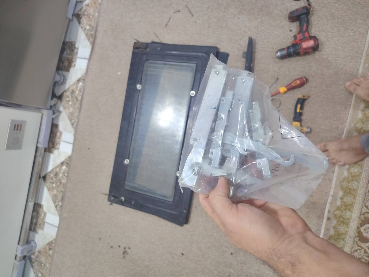 🫵 تم صيانة طباخ في عرفة كركوك 💚
🧰(((ورشة متنقلة في جميع أحياء كركوك)))
 🧑‍🔧🧑‍🔧صيانة موقعية داخل منزلك لصيانة وتصليح 🧑‍🔧🧑‍🔧
#الطباخات...🫕♨️
#المبردات بكافة انواعها 
#الصوبات النفطيه والغازيه 
#تركيب #الخلاطات وعمل السباكه(بورجي)🚿
#صيانة #الكيزرات الغازي و الكهربائي .🪛🔧
#تصليح الأجهزة الكهربائية المنزليه🏘️
#صيانة كهرباء المنزل ...🔌🪛
#بادارة: ورشة ابو أيلاف المتنقلة في كركوك 
#شغل ضمان وامان شغل درجه اولى1 ✅
💥للاستفسار.... ⬇️☎️
***********
