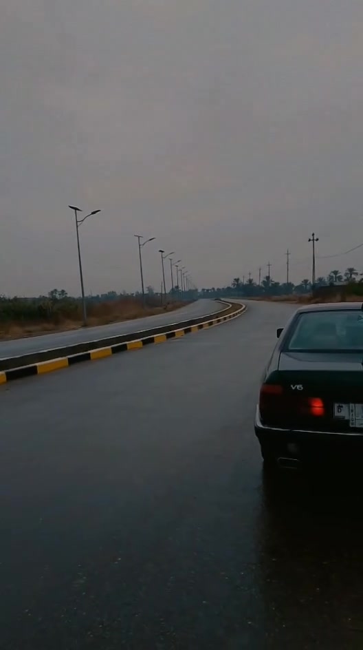 من رخصه الادمن ⚜️
BMW E32 735i⚜️

موديل 1992♦

رقم بغداد مشروع وطني ✴️

صدر 80%✅

تخم تاير جديد ✅

مكينه نضيفه ♦

الكير بي مشكله ( من يحمه يقل السحب ماله) 🟦

ابيعلك كير كايم 🔶

السياره كشر نضيف بس يراد صبغ للبنيد والجاملغ الايمن 🔰

البنيد ماله الابلادي موجود بس بيه ضربه خفيفه من الامام♻️ 〽️

السياره جاهزه من كلشي عدى الكير ♦

فتحه سقف ثلاث وضعيات 🔋

جام كهرباء شغال APS شغال 🪙

رقم التلفون *********** بي واتس اب وموجود خاص🪄  
الصور القديمات مع الجديدات 🏳

السعر قيم بما يرضي الله 📌

اسف على الاطاله وسلامتكم ♥

