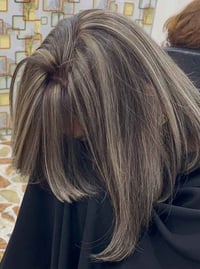 الفراشه الذهبيه • حي الحسين • قرب مدرسة المناهل