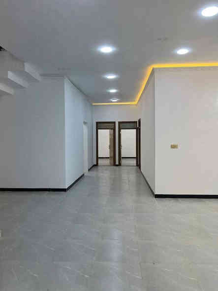 #اسعد_الله_اوقاتكم_بكل_خير⁉️👋🏼

دار سكن للبيع بناء 2025

#المساحه 320 متر  على تبليط مباشرتاً

#جنس_العقار :: طابو ملك صرف زراعي باسم عراقي سند 25 

#العنوان :: البصره أبي الخصيب محيله قرب سوك محيله 
يبعد عن شارع سايدين 200متر موقع راقي

#يحتوي البيت على ثلاث ٣ غرف منام كبار
و ديوان
و مطبخ و صاله
و مناور عدد 2
و صحيات داخلي وخارجي و حديقه و كراج سياره

#البيت جاهز من كلشي تستلم البيت عنده المكاتبه
كامل من مقطوره و كيزر و ماطور
جيب اثاثك و اكعد
و الف عافيه الي ياخذه

جميع الخدمات متوفره ماء كهرباء شارع 12 متر تبليط مباشرتاً غريب على 
#السعر 130مليون وبي مجال 
#للاستفسار الاتصال على الهاتف 📳📞
📳(***********)📳 
ابو علي
