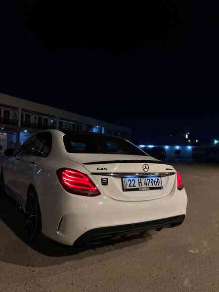 ‎مرسيدس C450 AMG للبيع 
الوارد: امريكي (بس قبغ الجنطه مبدل بلادي السياره بدون صبغ)
‎محرك:  6سلندر باي توربو (دبل توربو) v6 3liter
‎عزم الدوران : 517نيوتن
‎المواصفات : فول 1/1 
‎-5وضعيات قياده
‎-دبل ماوس 
‎-رادارات جانبيه 
‎-رادارات امامي وخلفي 
‎-رادارات بالمري ونقطه عمياء 
‎-دخول ذكي اربع ابواب 
‎-لدات ترحيب جميع الابواب وترحيب باللد النهاري
‎-عدسات digital adaptive led تتحرك مع المقود 
‎-رادار للفرمله التلقائيه
‎-نظام ملاحه navigation 
‎-نظام auto hold 
‎-هيدروليك متكيف في وضعية القياده الرياضيه 
‎-بانوراما كامله للنهايه من قطعتين 
‎-بريكات Amg كاربون سيراميك 
‎-ويلات Amg وكاله 
‎-كشنات جلد مع خاصية التدفئه
‎-اضاءه ترحيبيه داخل المقابض 
ماشيه السياره 65الف ميل 
سعره:25800 وبيه مجال 
***********
