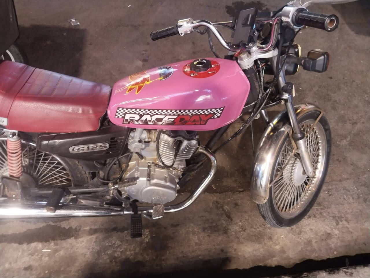 ايراني تايكر 2019 للبيع 

دراجه بس تبدل كلجات هيه سريع بس تبدل كلجات صير اسرع 
دراجه مكينه بيها ناعمه بشكللل صوتها حته من تمشي متسمعه شرط 
نوتقص دراجه 
تبدل ويل خلفي لئن ياكل بل. دسكات و ترتب كشن اما مكينه محيتاج الها شي بس كلجات تبدلهن سعرهن 35 

سعر دراجه 400 وبيها مجال 
شرط دراجه اوراق 5 سكنر 
*********** رايد بيعها لو بل عيد لو وره عيد بسبوع
