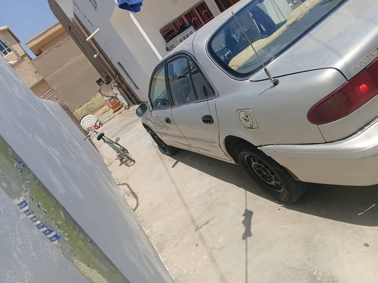 *********** سوناتا موديل 1995 رقم ديالى محرك مفتوح كير اوتو جديد صدر خلفي امامي جديد كهربائيات كلها شغاله تأيرات جديد سياره حلوو جدا سعرها 18$ ورقه وبيها مجال مكاني ديالى قضاء المقدادية بدون اي ضربه

