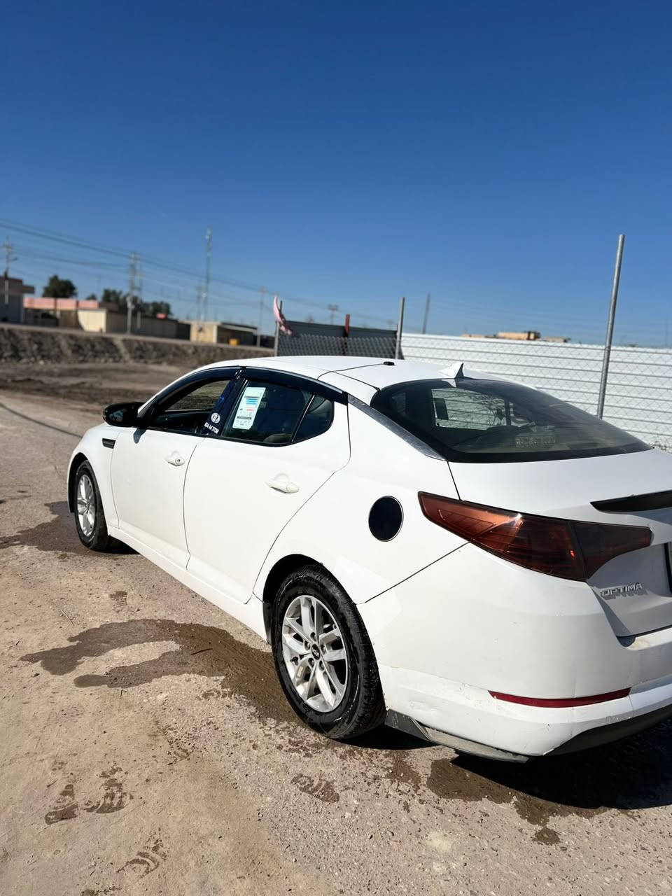 السلام عليكم
سياره اولتيمه خليجيه ٢٠١١ رقم بصره بأسمنه مكينه  ٢٤٠٠ تبريد شغال حداده بيهه ثلاث قطع صبغ بدون ضربه بدون تبديل السعر ٩٨ 
العنوان بصره قضاء المدينه ***********--***********
