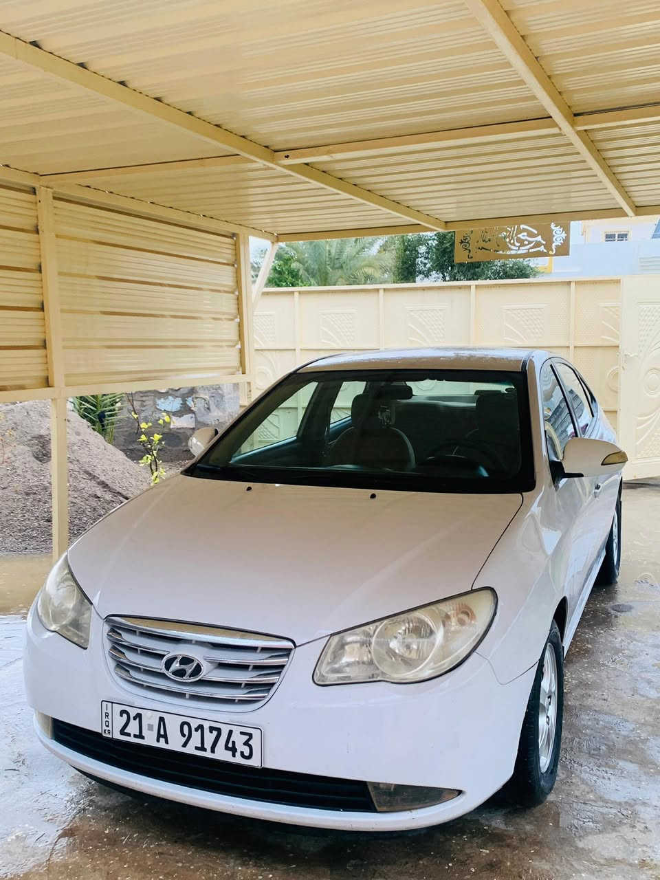 السلام عليكم
النترا مقدس 2011 مقدس بأسمي تريد وكاله او تحويل بدون صبخ بيها مكانين بارد ومكانين رصعات  فقد كير محرك كله بالشرط تايرات جديده السعر 109 وبيها مجال بسيط موبايل
***********
***********
