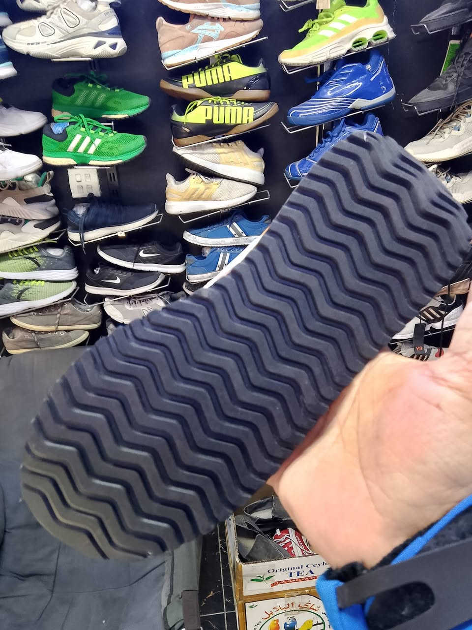 NEW Balance 
saiz..44
28cmطول القدم
سعر القطعه..فقط 25الف فقط25الف مع التوصيل
للحجز والاستفسار راسلنا واتس اب ***********
توجد خدمة توصيل كل المحافظات
