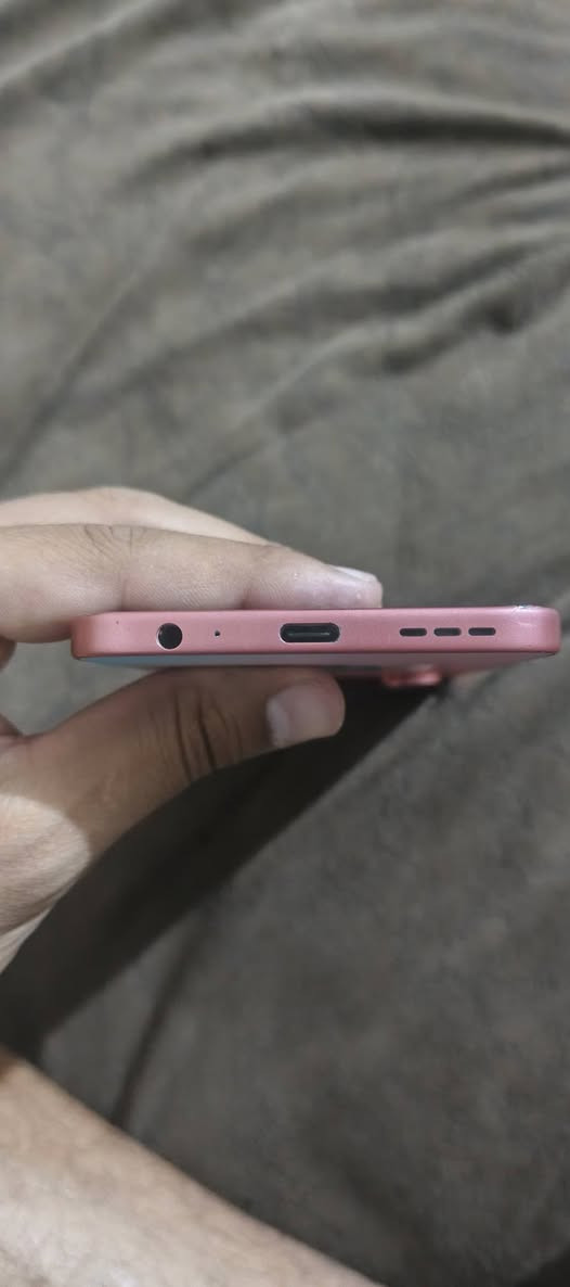 السلام عليكم شباب مرخصت الادمن 
جهاز Infinix HOT 60 Pro جهاز نضيف جدا ماكو فرق بينه وبين الجديد البطاريه 99 مشحون قليل الجهاز نضافته موضحه بلصور معالج قوي g200 شاشه 144 هيرتز امولد كلش راقيه حجم الجهاز حلو بلايد وحواف حلي قليله مواصفاته معروفه ما يحتاج بدون ملحقات بس كفر الجهاز للمراوس فقط بدون بيع بس مراوس مكاني بغداد شهداء العبيدي وشكرا جزيلا


**إذا كنت صاحب هذا الإعلان وتريد حذفه لأي سبب، رجاءا أرسل رسالة إلى الدعم الفني**