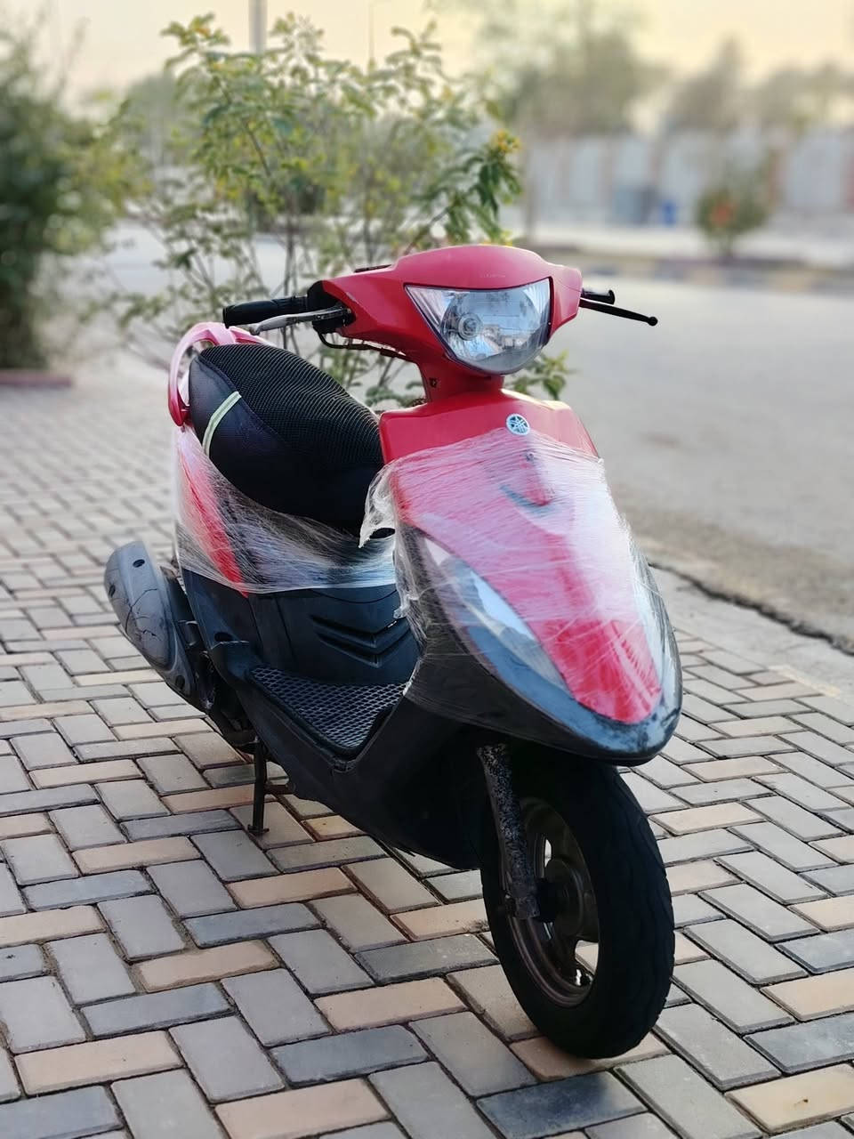 السلام عليكم شباب موطور لبيع كفاله عامه برقي ما عوزه موطور حيل نضيف ما متعوب مطلعه بيدي ومتوازي عله بيعته وكله ختم واحد ويه لمكينه حته لايتاته ولشاير وكهرباته كله شقاله   مكان واسط نعمانيه وسعر بلاش 900 هاذه رقمي *********** وشباب لمو شراي لا يكسر بحلال لعالم
