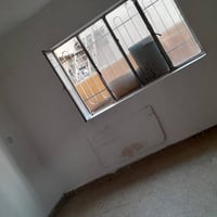 مشتمل طابق ثاني للايجار متكون من صاله وغرفه وحولي مساحه كبيره وصحيات و...