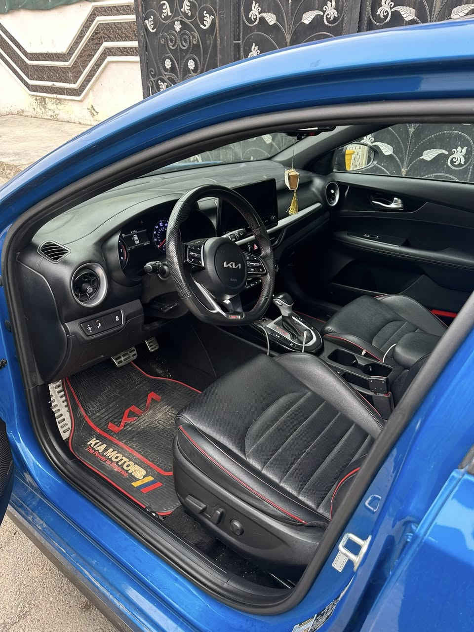 فورتي 2023 سياره جديده

صور الحادث موجوده بل المنشور
ماشيه 59 الف كيلو مو ميل 
السياره مكينه 1600 تيربو 
السياره فول مواصفات
مكاني بغداد 
الاستفسارت ***********
السعر 165 بيها مجال شي بصيط
