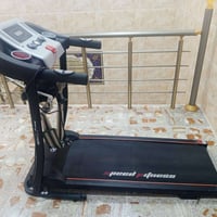 اخوان.. جهاز جري عادي مو جبلي استعماله شي بسيط يتحمل وزن ١٢٠ كغم نضيف ...