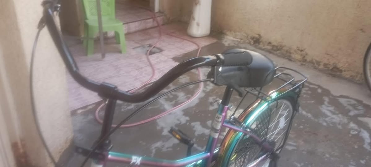 السلام عليكم بايسكل بطه حجم ٢٠ مستخدم قليل جدا بس يرادله جوب سعر ١١٥ وبي مجال مكاني حله نادر


**إذا كنت صاحب هذا الإعلان وتريد حذفه لأي سبب، رجاءا أرسل رسالة إلى الدعم الفني**