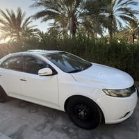 خليجي • ١٦٠٠ • ٢٠١٢