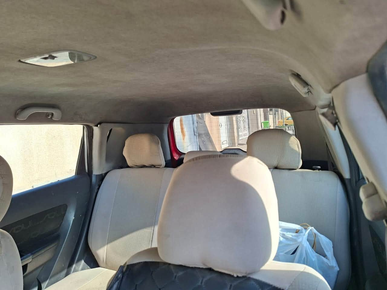 السلام عليكم كياصول مديل 13 صبغ عام اثر طخطخات بسيطه جاهزه ماتصرف عليها السعر ٧٧ وبيها مجال مكان السيارة بغداد رقمي***********

