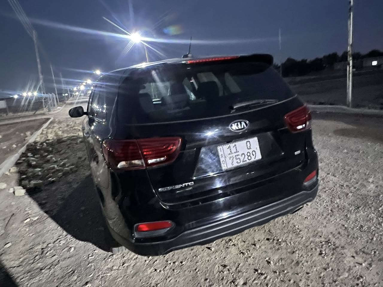 سورنتو للبيع …موديل ٢٠١٩ رقم بغداد بأسمي حادثه شويه من البنيد وصبغته …وبيه طخة من الجانب في البابين عكس السايق …
صبغ الدعامية الامامية …السعر ١٥٠ وبيه مجال للشراي يدلل…
***********
