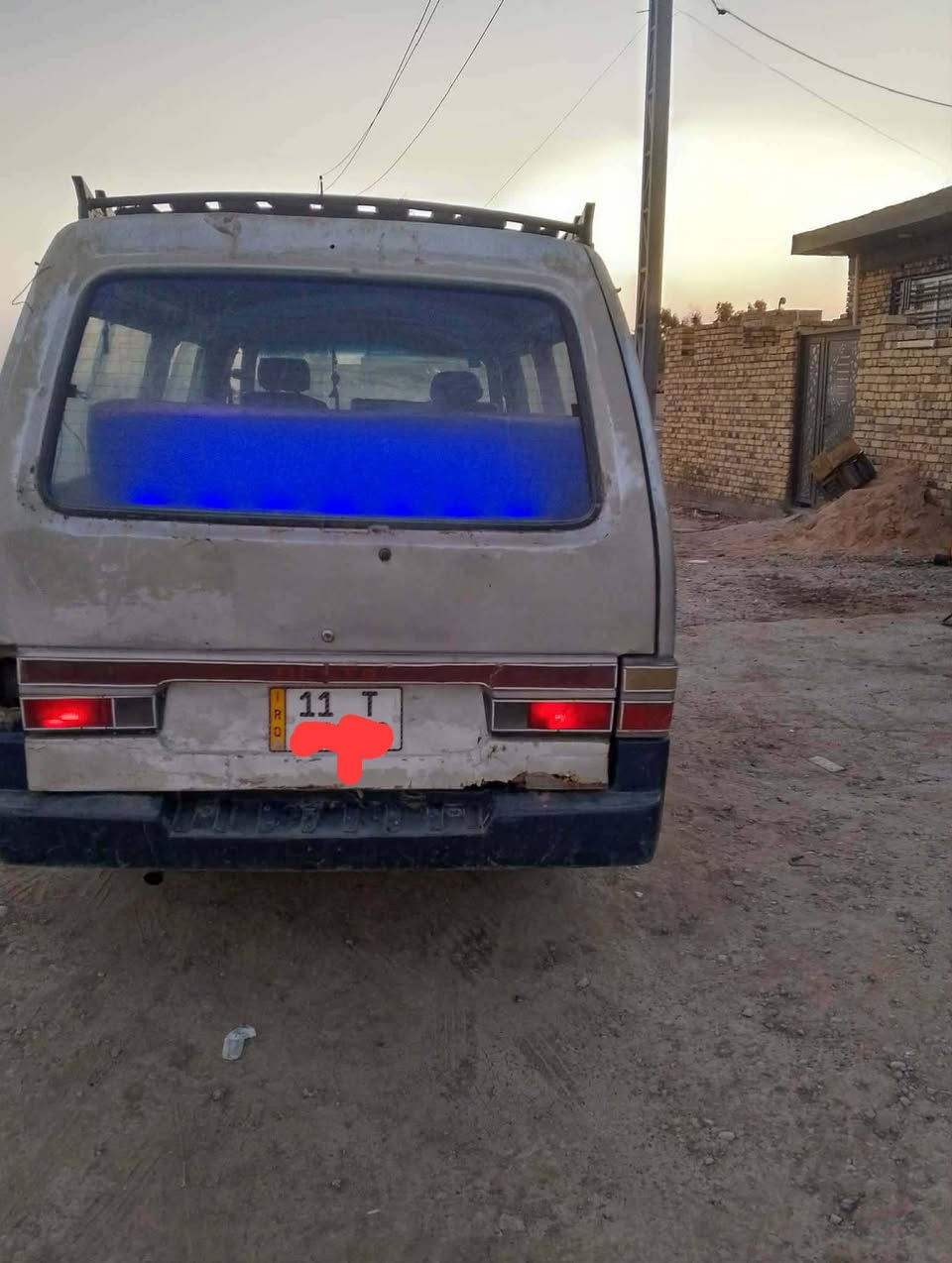 السلام عليكم للبيع كيا بستا موديل 1994رقم بغداد انگليزي السعر 20 ورقة بي مجال العنوان بابل المسيب ***********/***********
