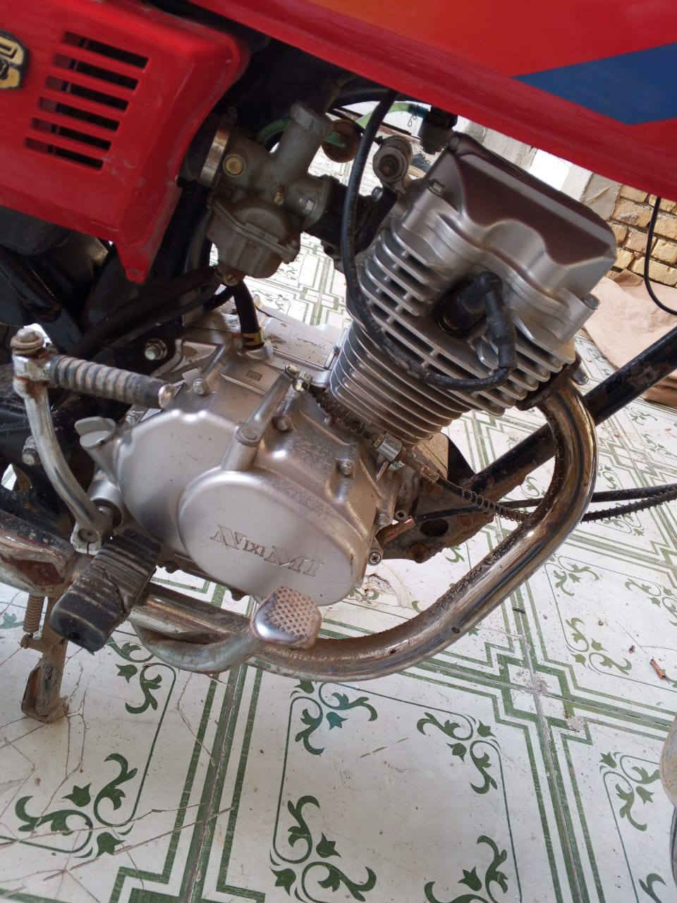 سلام عليكم دراجه للبيع مكينه مكفوله دراجه نضيفه بس ما مغسوله بدون اوراق ***********
