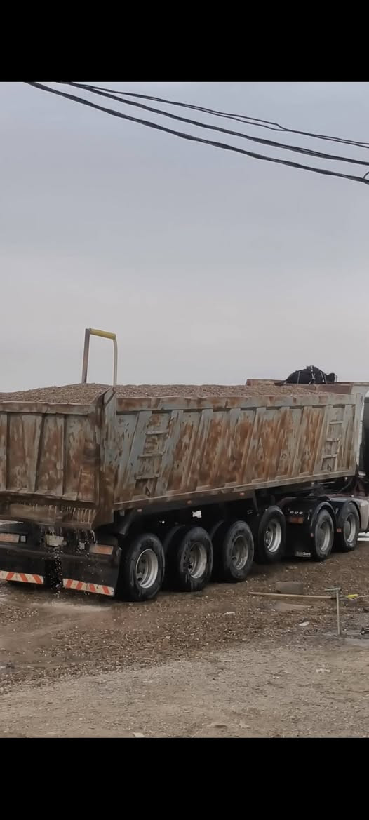 حصو 33 متر //البحص مصنف فول الحمل تقريبآ 39 متر ***********
