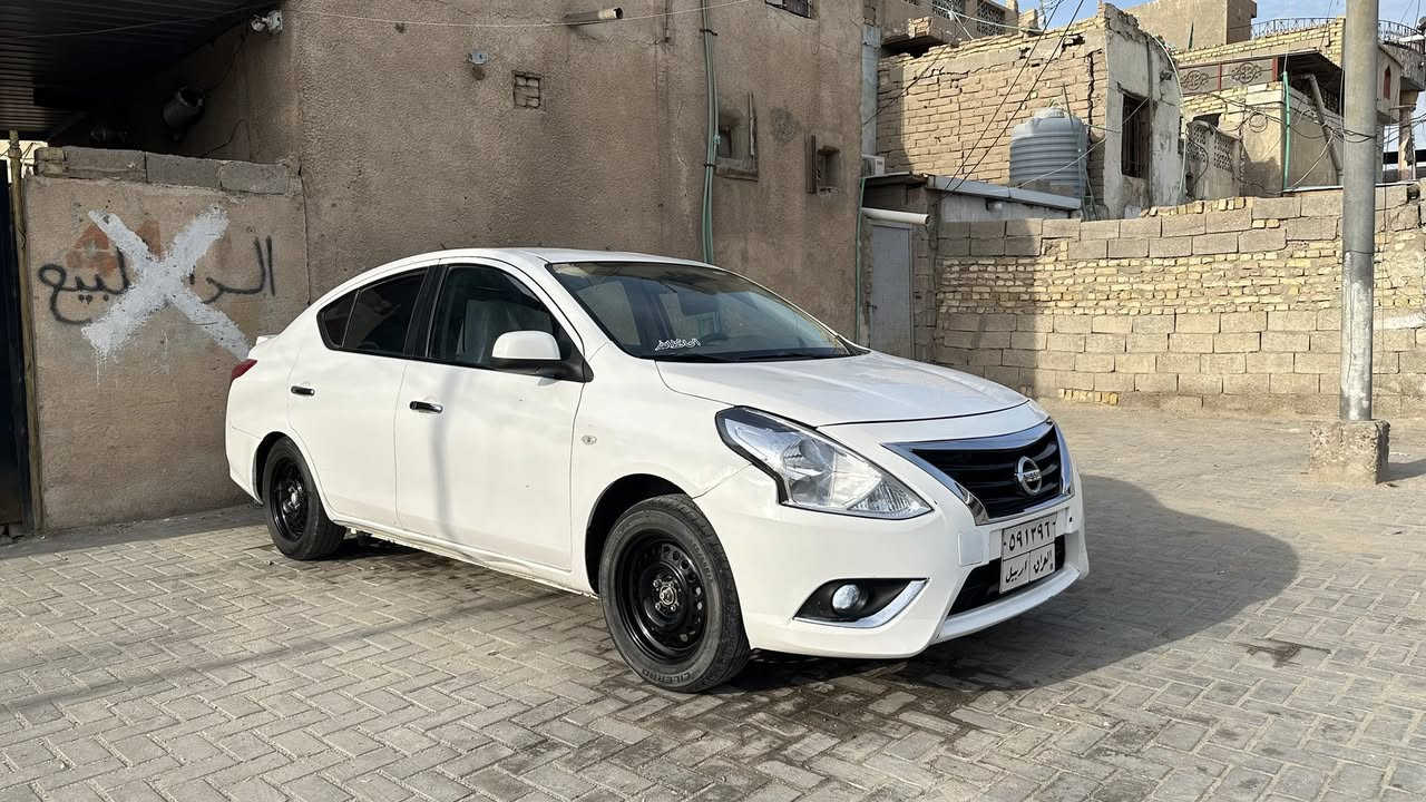 نيسان سني ٢٠٢٠ جاهزه من كلشي
سنويه منتهيه 
اربيل بسم شركة
ماشيه ٩٣  مال بيت مو تكسي
بيها طخات زغار 
سعرها ١٠٠ وبيها مجال قلقل
***********
