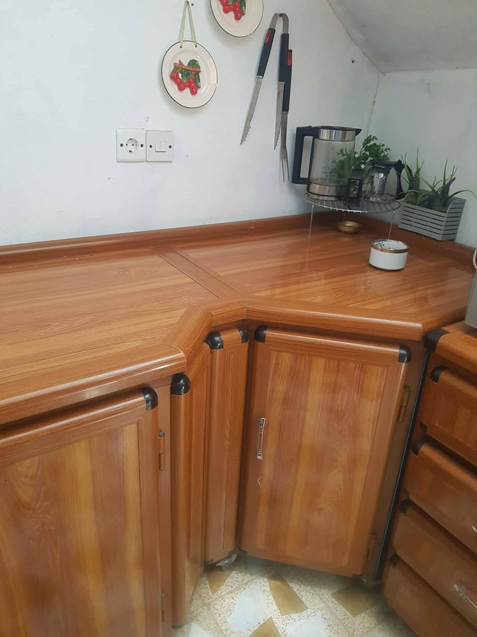 كاونتر فصال درجه اولى ثقيل ٧قطع السعر خاص ***********حي الشيماء الجانب
