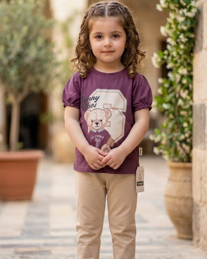 🧸 كشخة العيد.. ألوان تفتح النفس! 🧸
​وصلنا الموديل الأكثر طلباً (تيشيرت الدبدوب) بخامات قطنية راقية وألوان صيفية تجنن 😍.
​✅ المقاسات: من عمر (1 سنة) إلى (4 سنوات).
✅ الحجز: مفتوح حالياً (حجز مسبق للعيد) لضمان قطعتج قبل الزحمة.
​📍 الموقع: ديالى - جلولاء (سوق جلولاء).
🚚 التوصيل: داخل جلولاء مجاني / يوجد توصيل لكافة المناطق.
​شلون تعرفين السعر؟ 💸
​فقط (تابعي الحساب + تعليق) ويوصلج السعر فوراً على الخاص.
​📞 للحجز: ***********
​#جلولاء #ديالى #ملابس_اطفال #عيد_2026_تحت_عنوان_الاناقة_اخر_ماتم_انتاجه_سنة2026🔥🔥
