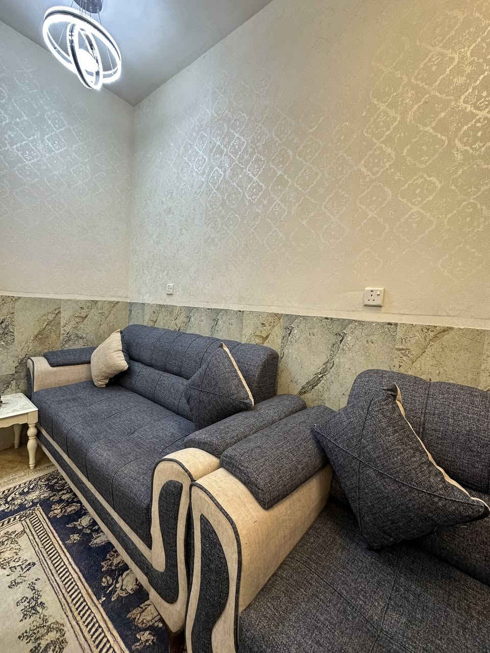 للبيع تخم ١٠ مقاعد جديد استعمال قليل مع طبلات ٣ صغير وطبله وسطيه


**إذا كنت صاحب هذا الإعلان وتريد حذفه لأي سبب، رجاءا أرسل رسالة إلى الدعم الفني**