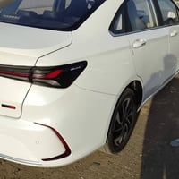 بايك U5 plus  الموديل ٢٠٢٦  رقم بغداد اللون ابيض صدفي داخل لونين اوف و...