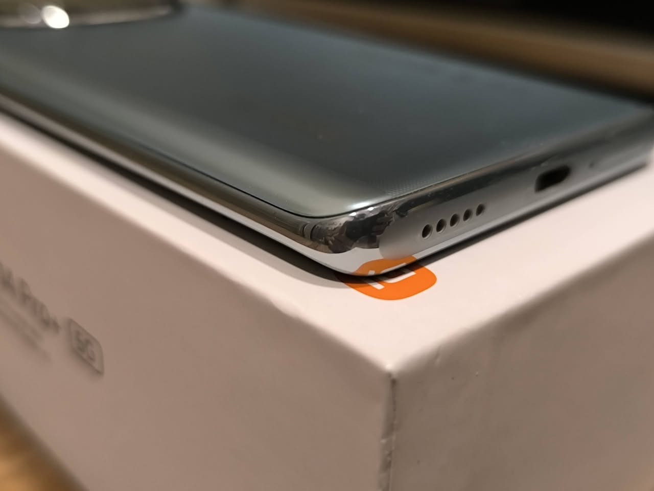 السلام عليكم 
Redmi Note 14 Pro+5G/12GB/512
مستخدم قليل جديد بعدة 
بدون شخط مع الملحقات الاصلية 
قدرت الشحن 120 واط 
يشحن ب10 دقايق 
قيم باليرضي الله وبالعافية عليك
***********
اتصال + واتس اب 
تحياتي للجميع
